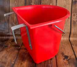 KARMIDŁO KORYTO ŻŁÓB DLA KONIA PAŁĄKIEM ZAWIESIEM