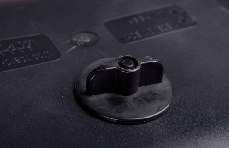 KARMIDŁO MOCNE KORYTO ŻŁÓB DLA KONI BYDŁA 15L