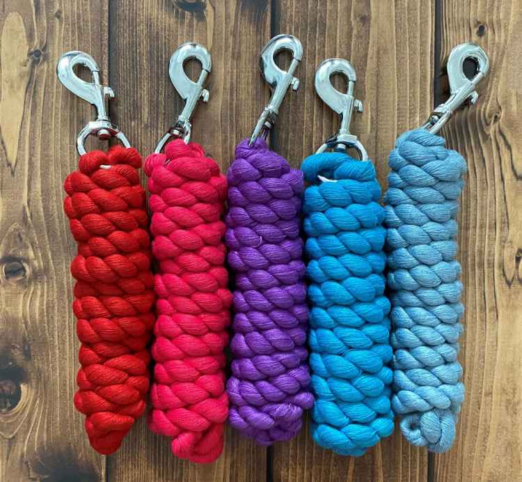 UWIĄZ DLA KONIA KUCA ŹREBAKA 2M STANDARD CZARNY