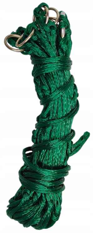 SIATKA NA SIANO DLA KONIA OCZKA 8 x 8 cm DO STAJNI