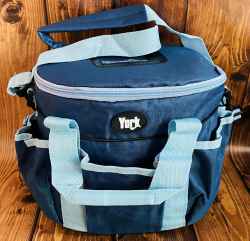 TORBA NA SZCZOTKI DLA KONIA SZCZOTKA NIEBIESKA