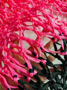 SIATKA NA SIANO DLA KONIA OCZKA 4,5 X 4,5 110 CM DO STAJNI WYTRZMAŁA MOCNA