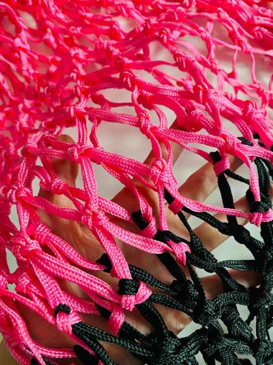 SIATKA NA SIANO DLA KONIA OCZKA 4,5 X 4,5 110 CM DO STAJNI WYTRZMAŁA MOCNA