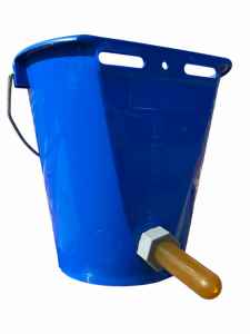 WIADRO DO POJENIA CIELĄT 8L ZAWÓR SMOCZEK LATEKSOWY WIADERKO PREMIUM SKALA