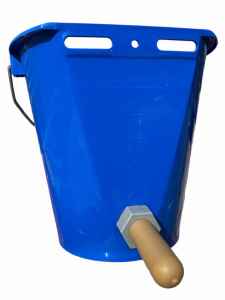 WIADRO DO POJENIA CIELĄT 8L ZAWÓR SMOCZEK KAUCZUKOWY WIADERKO PREMIUM SKALA