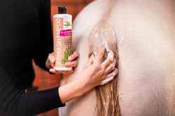 SZAMPON DLA KONI KONIA ŁAGODZI SWĘDZENIE Z PANTENOLEM 50ML