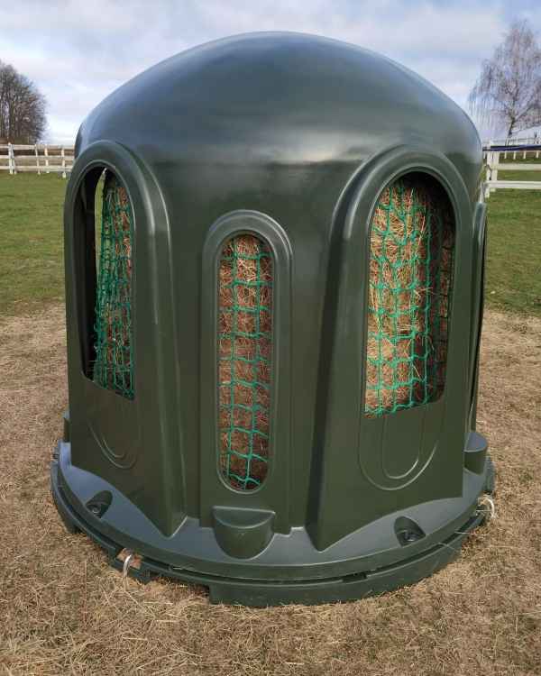 PAŚNIK DLA KONI ALPAK Z SIATKĄ 10-CIO STANOWISKOWY TYPU DZWON ZIELONY