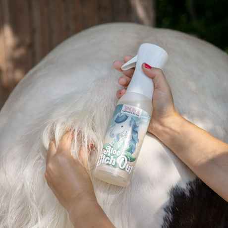 Przejdź do produktu Preparat dla koni łagodzący swędzenie z aloesem